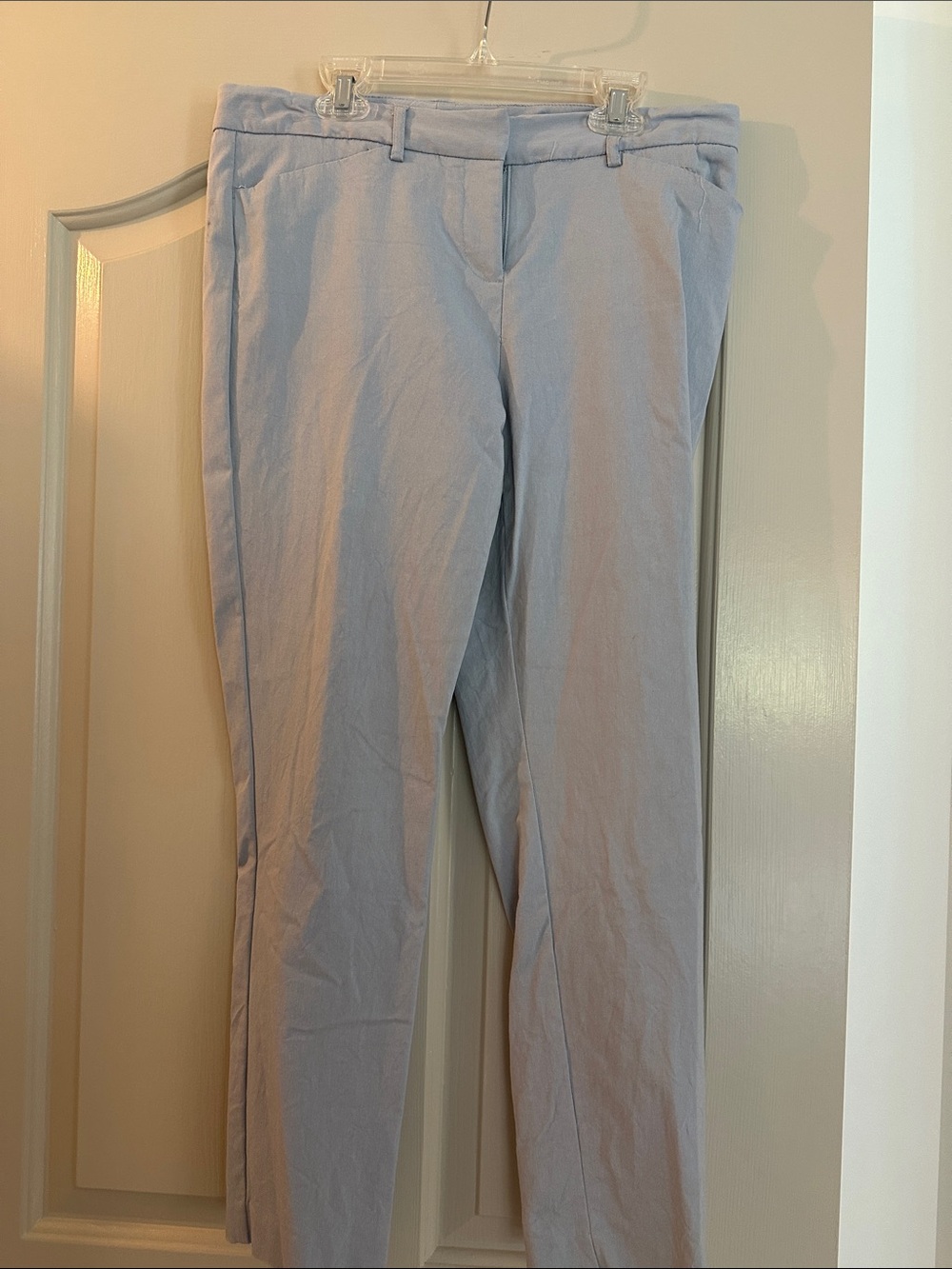 Mario Serrani Light Gray Cropped Ankle Pants